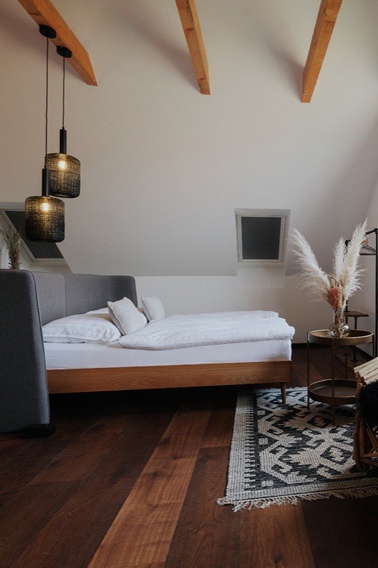 Großes Schlafzimmer
